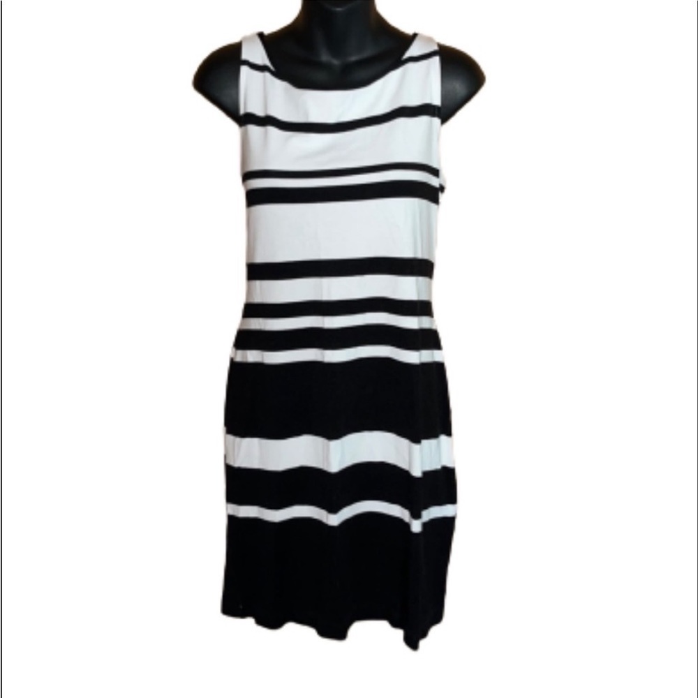 Liz Claiborne black and white sleeveless midi dress size 6